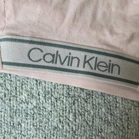 Calvin Klein Women`s Comfort Brallete - Baby Pink - Medium - Picture 5 of 6
